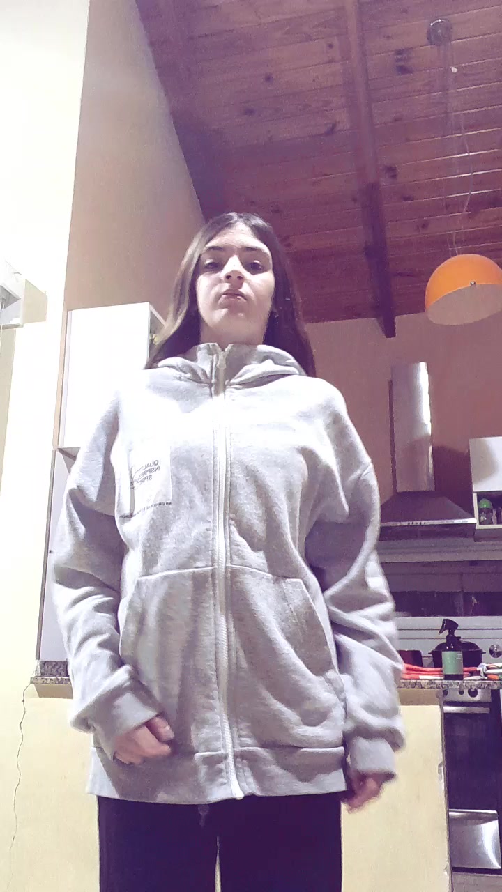 @𝑣𝑖𝑘𝑦🌹