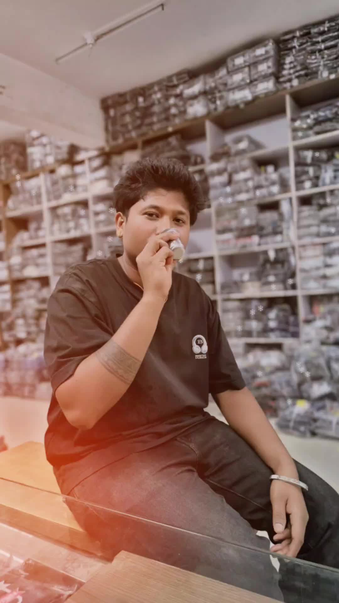 @Rahul Chy&zwj;७