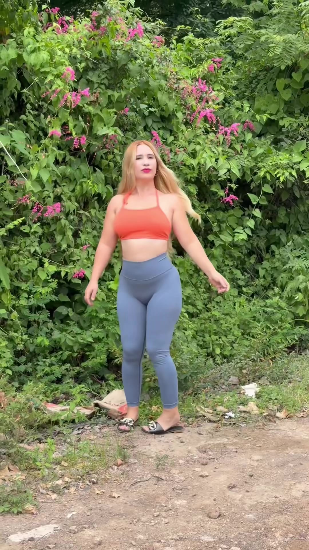 @Lili Sandoval