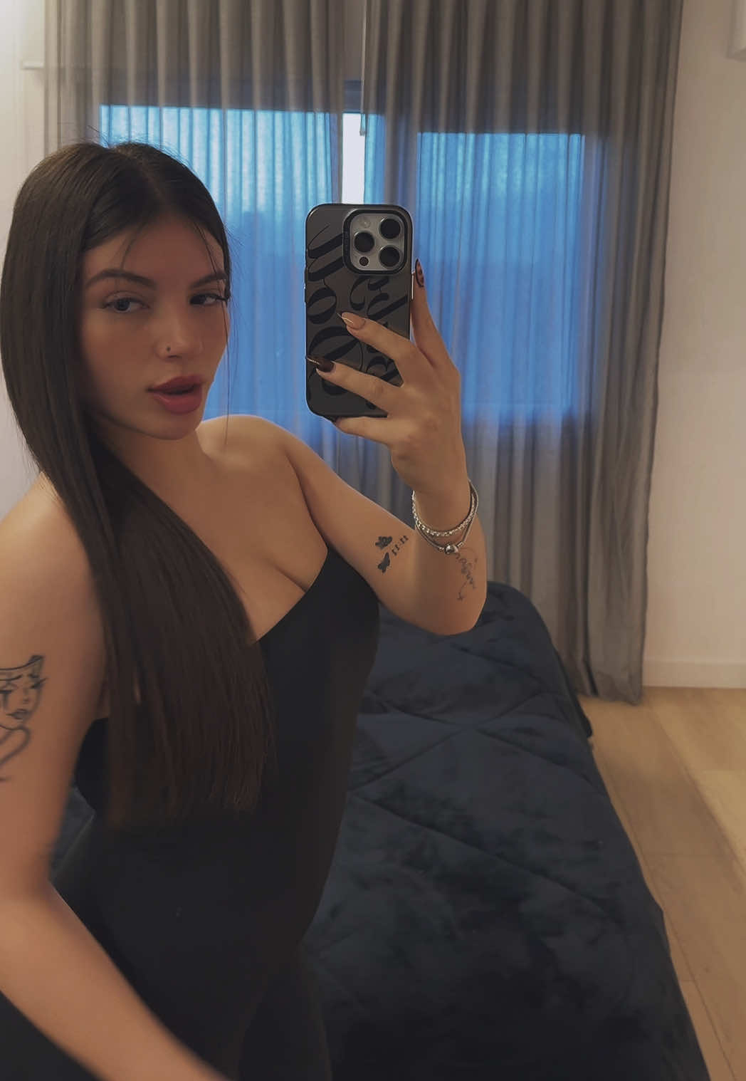 @𝐀𝐲𝐥𝐮 𝐂𝐚𝐜𝐞𝐫𝐞𝐬