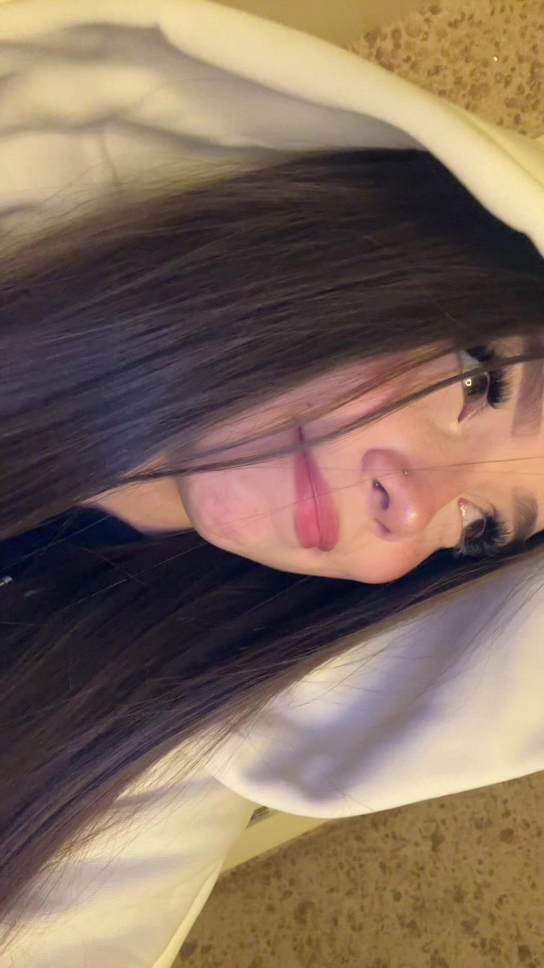 @️ ️