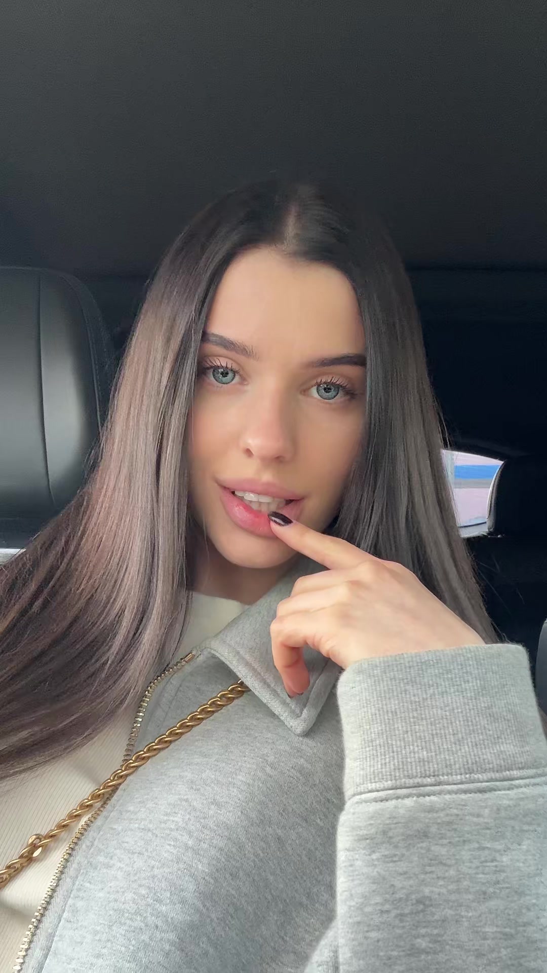 @Мелания 🧝🏼&zwj;♀️