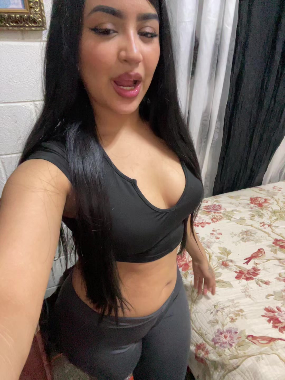 @Dayanaperezgiron