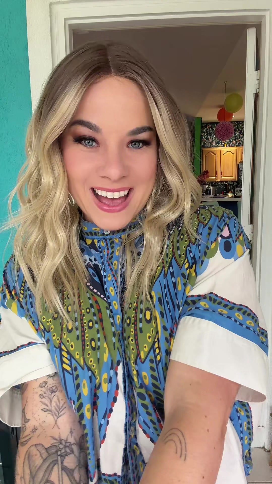 @Elizabeth Wears Wigs 🏳️🌈