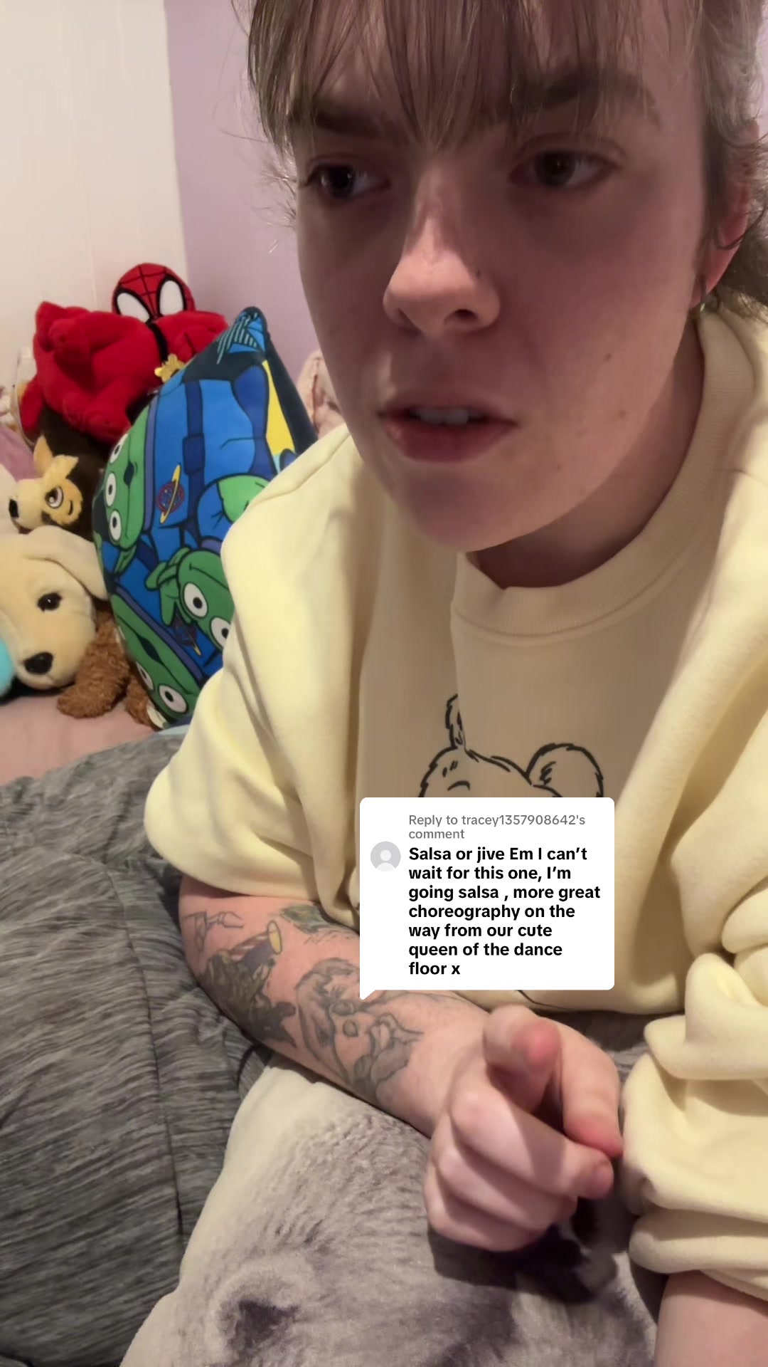 @Emꨄ
