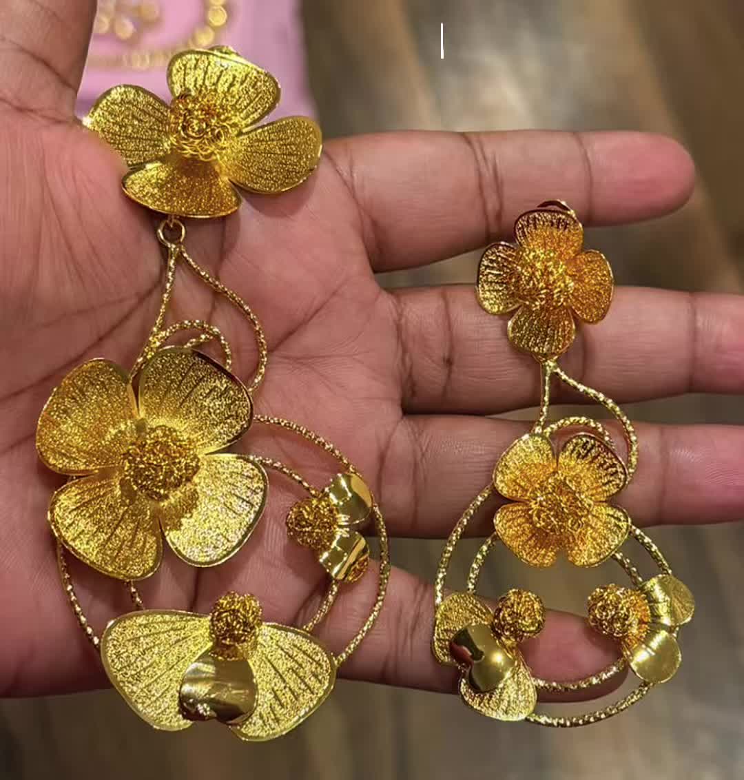 @DefPopBySamira✨