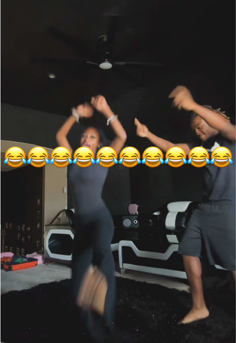 @nevaeh sexy ass