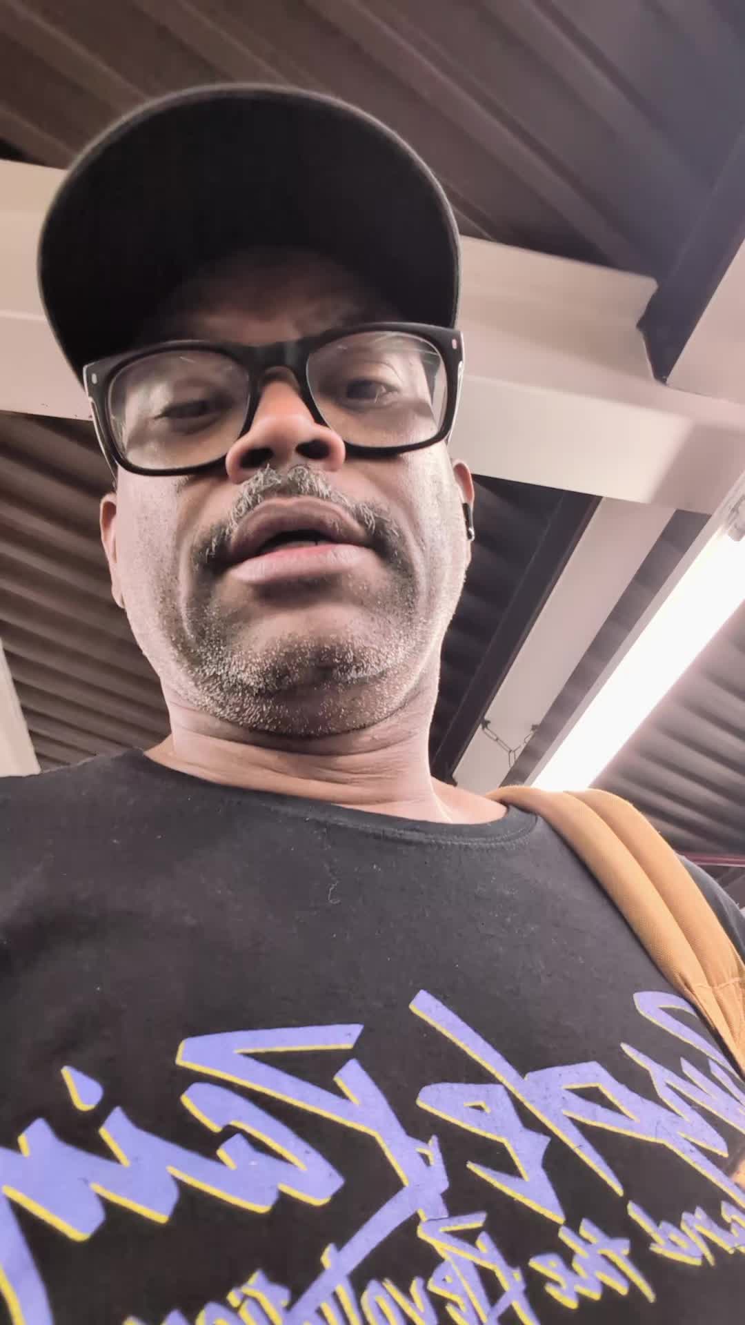 @Jowahorncomedy