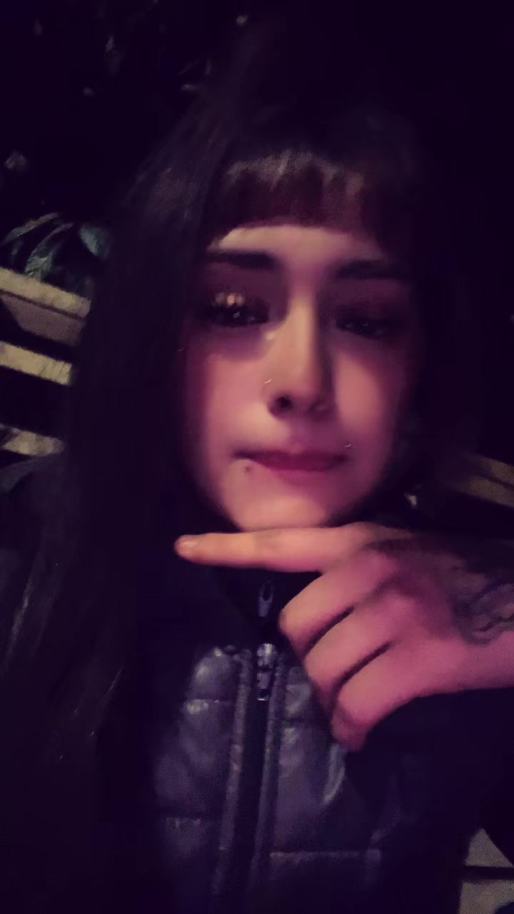 @camiCaceres