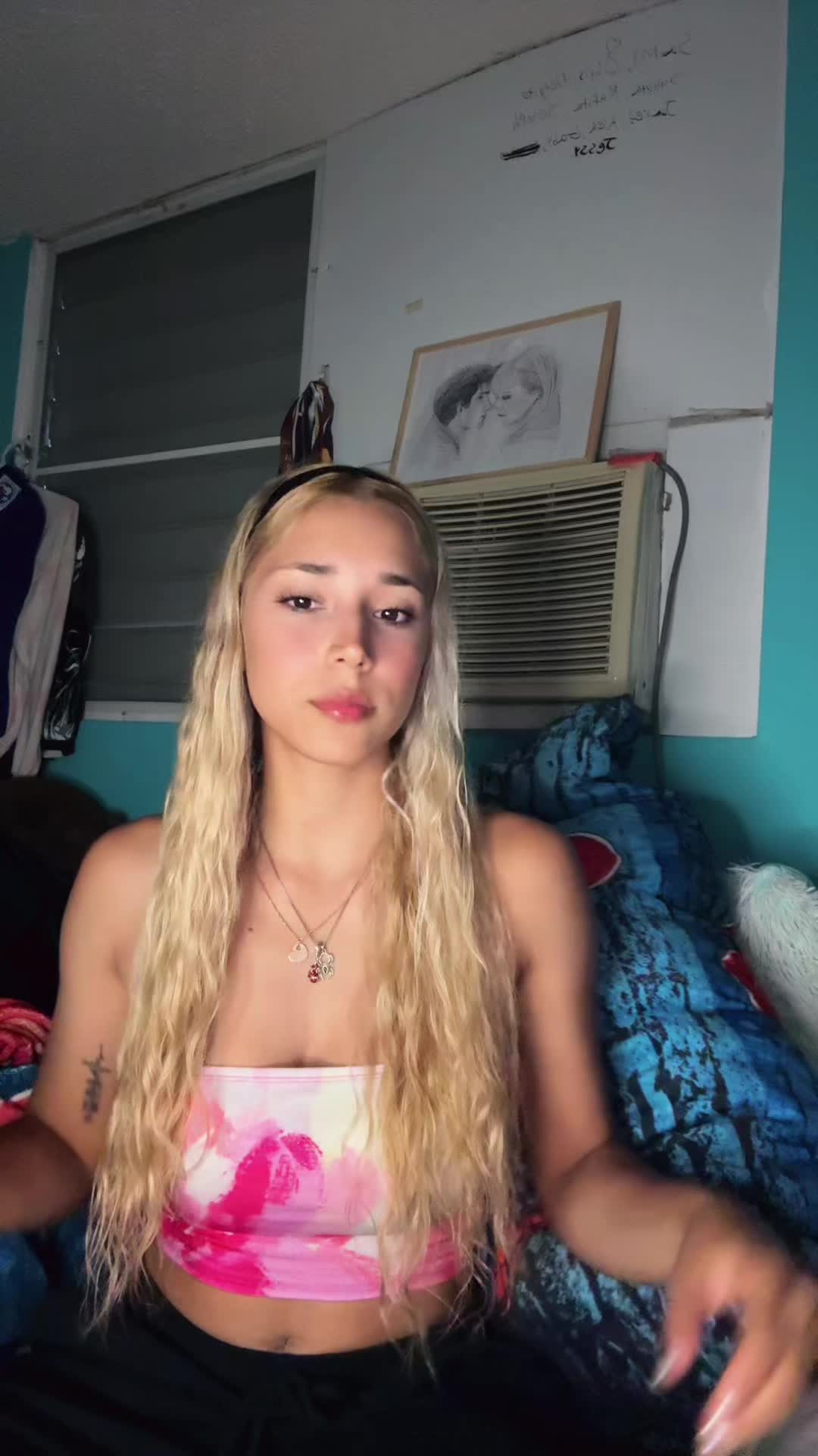@Nayeli💎