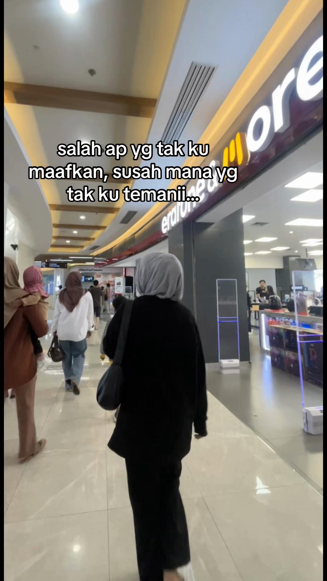 @lunless🕷️