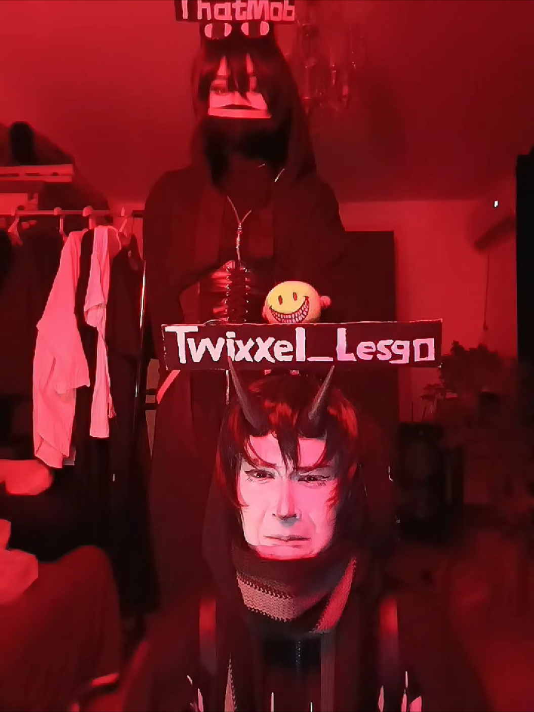 @Эрен😨ム@