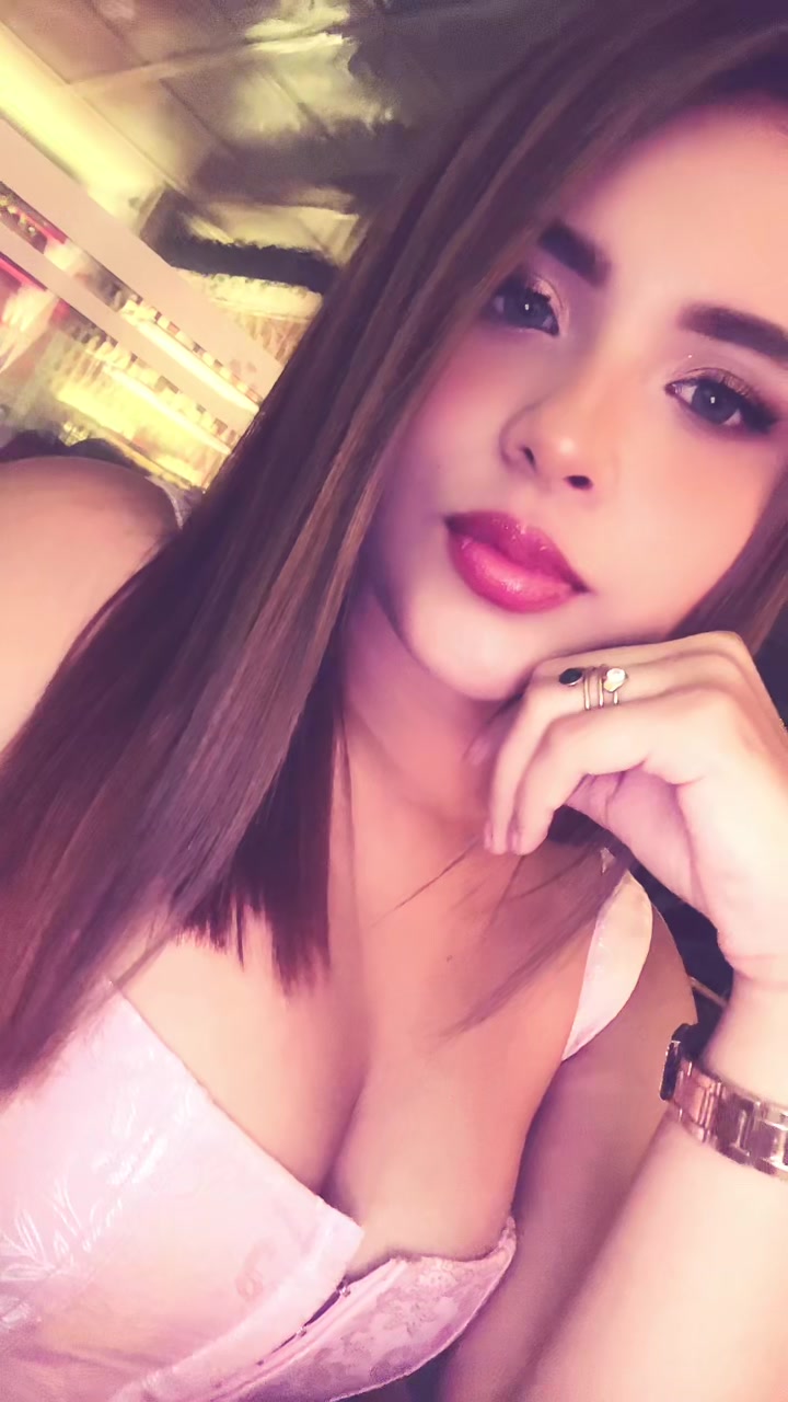 @melanienicole30