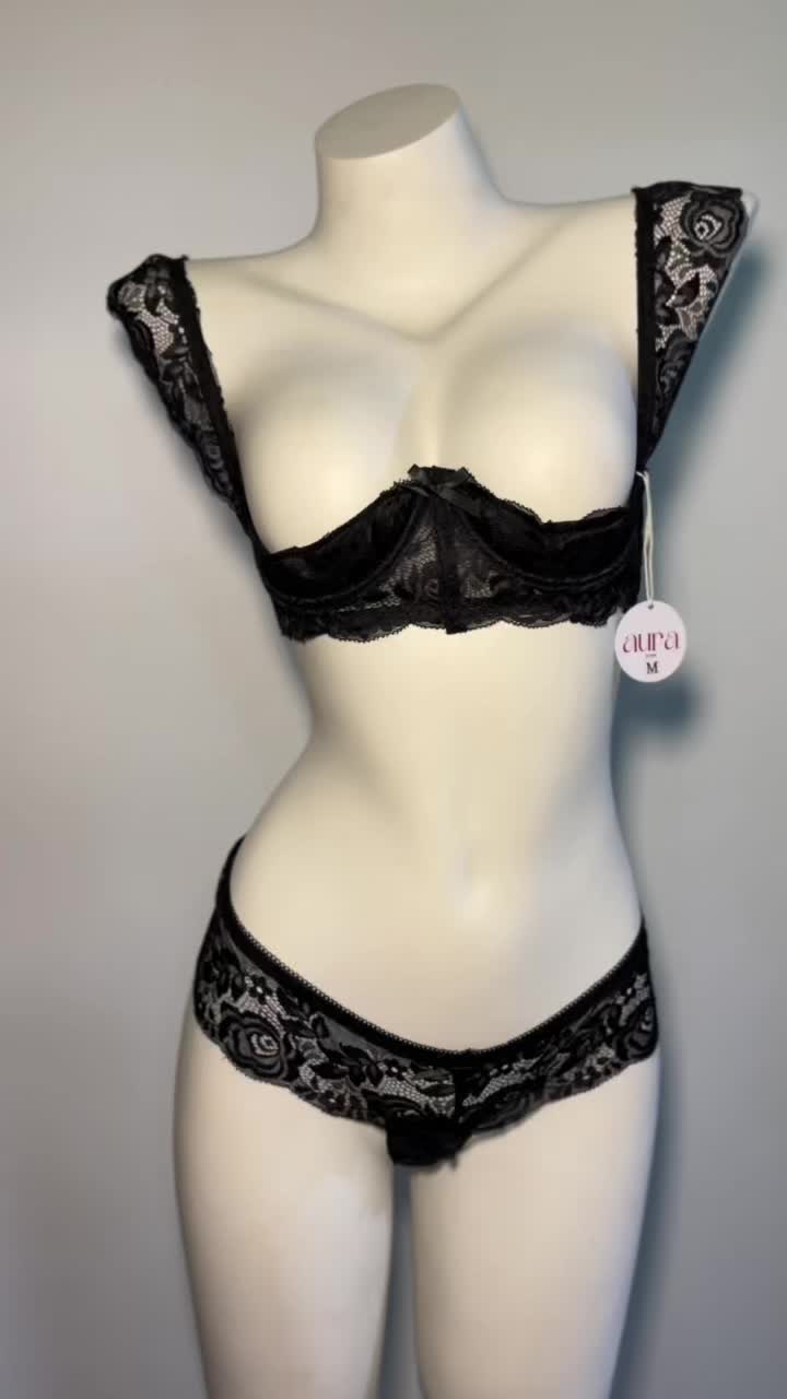 @Nimi ~ lingerie vendor 🥰