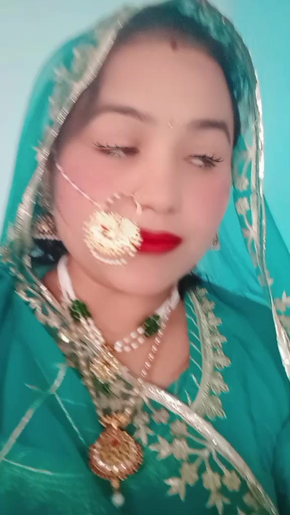 @Dubai girl@Chetna
