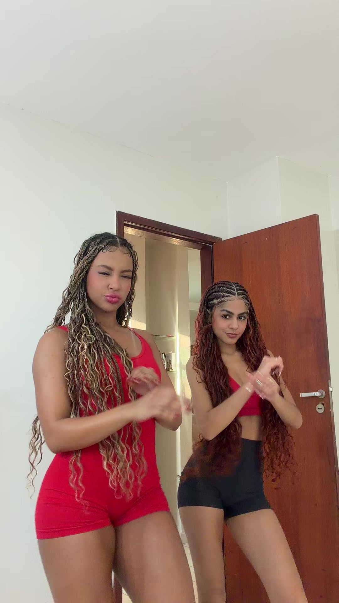 @raiiamaral