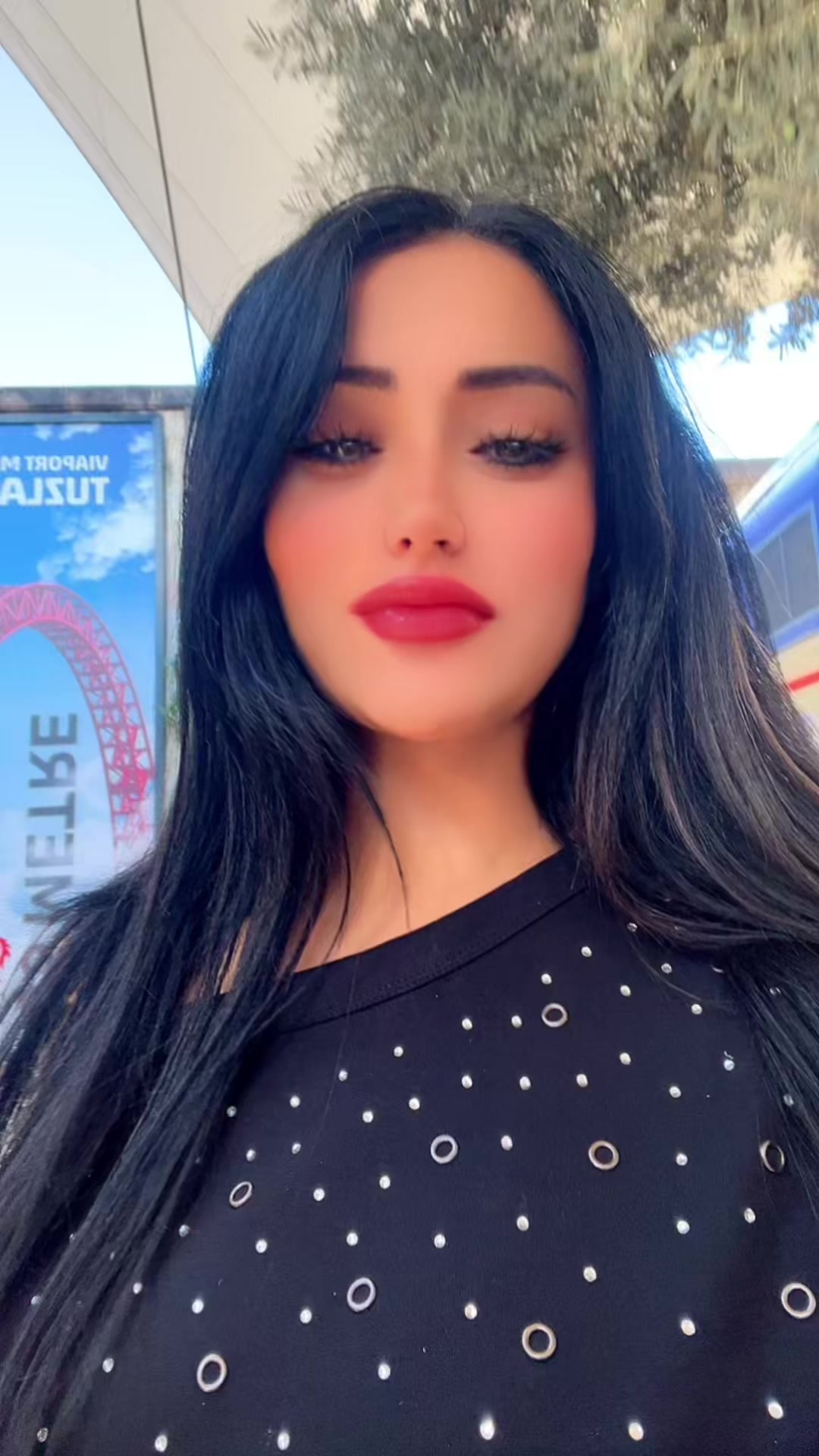 @Cyd06