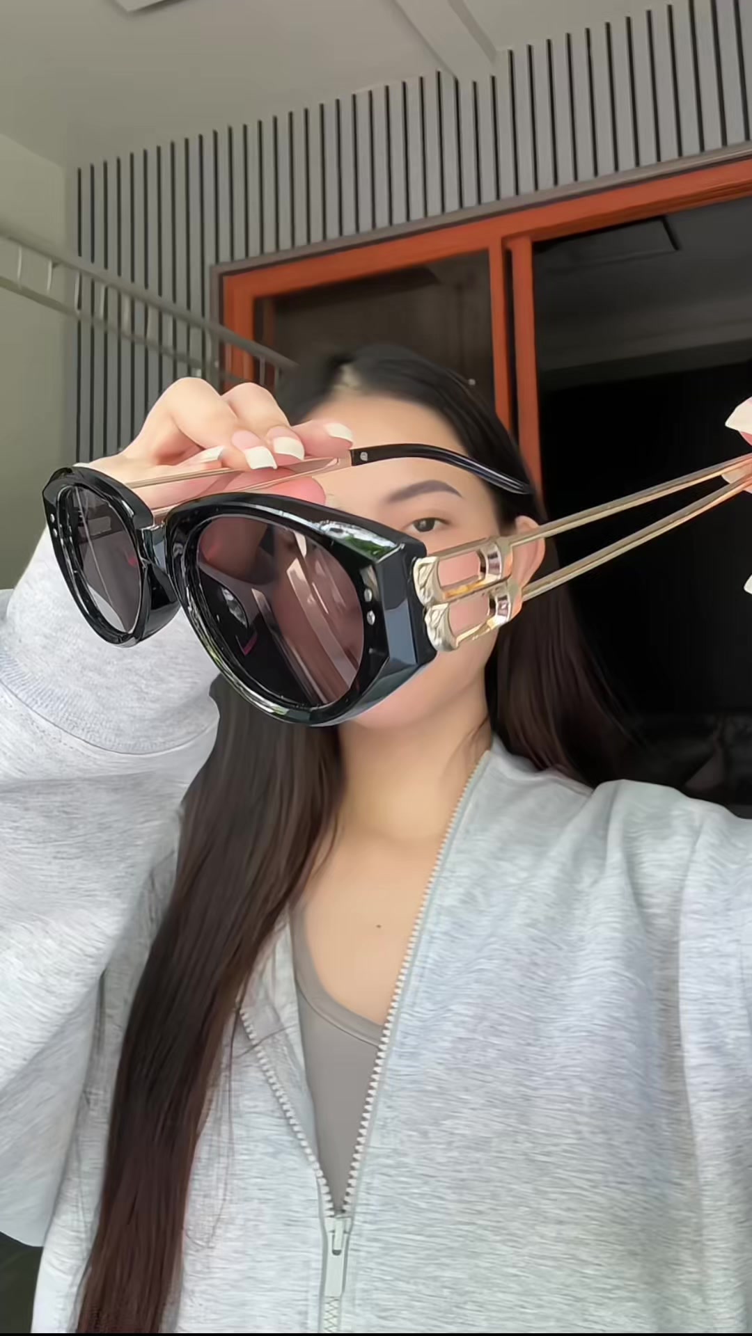 @Hazelpetipit