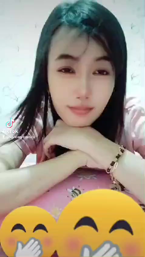 @Cewe'_Jawa 🥰