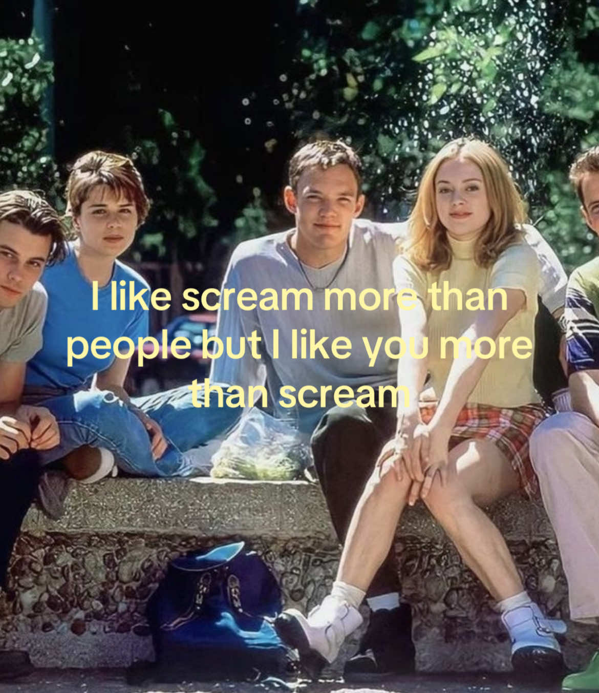 @⋆𝔰𝔠𝔯𝔢𝔞𝔪𝔵𝔠𝔶