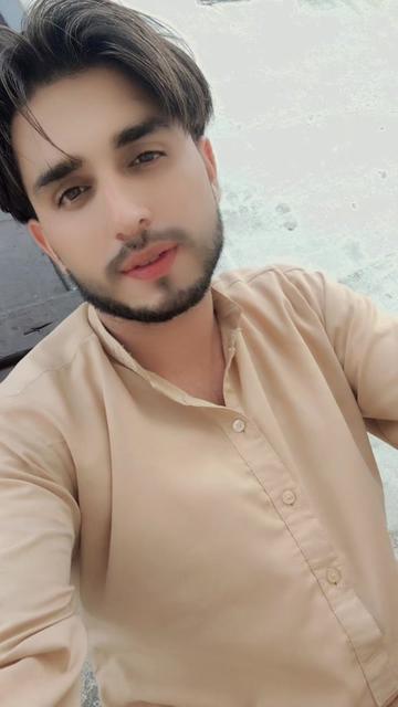 @✨Naveed✨🗿