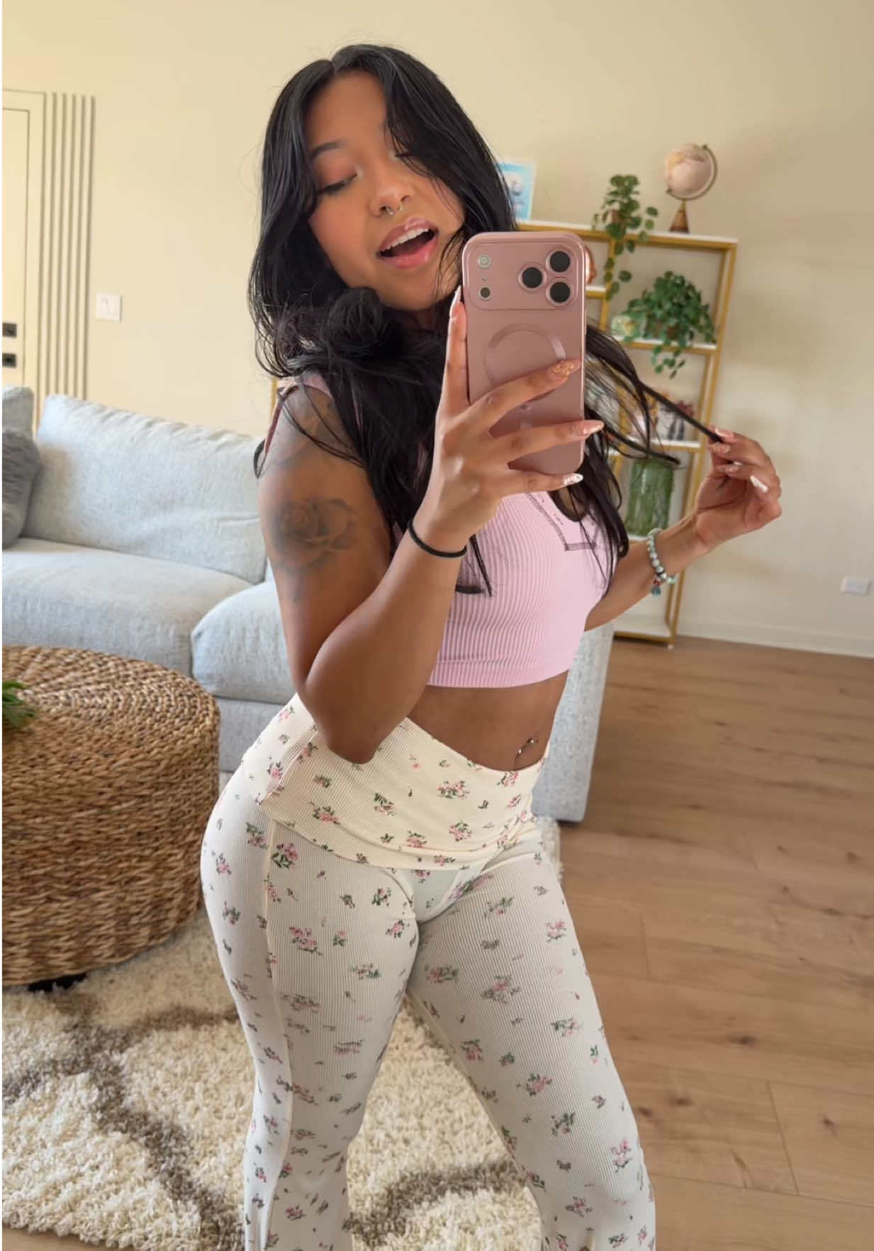 @UYYYJASSY