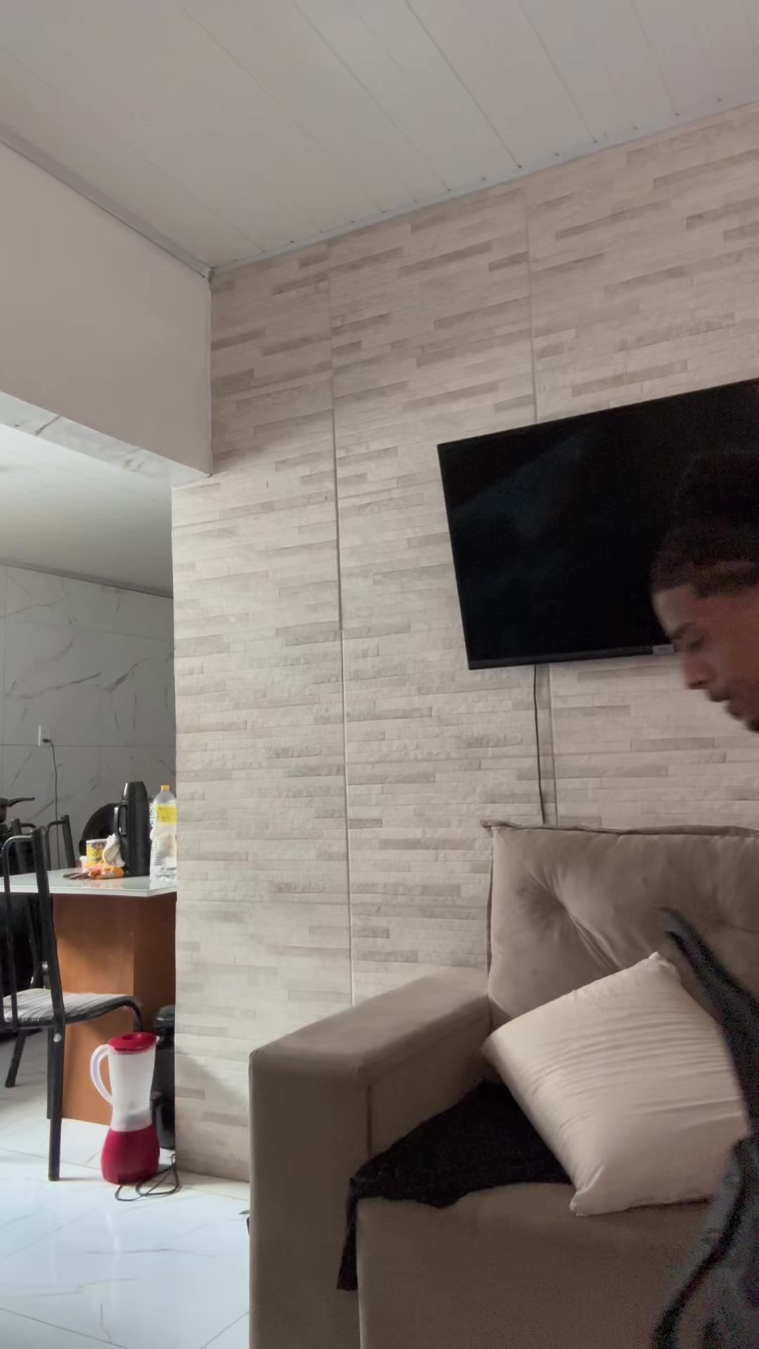 @MANOTRUTAA