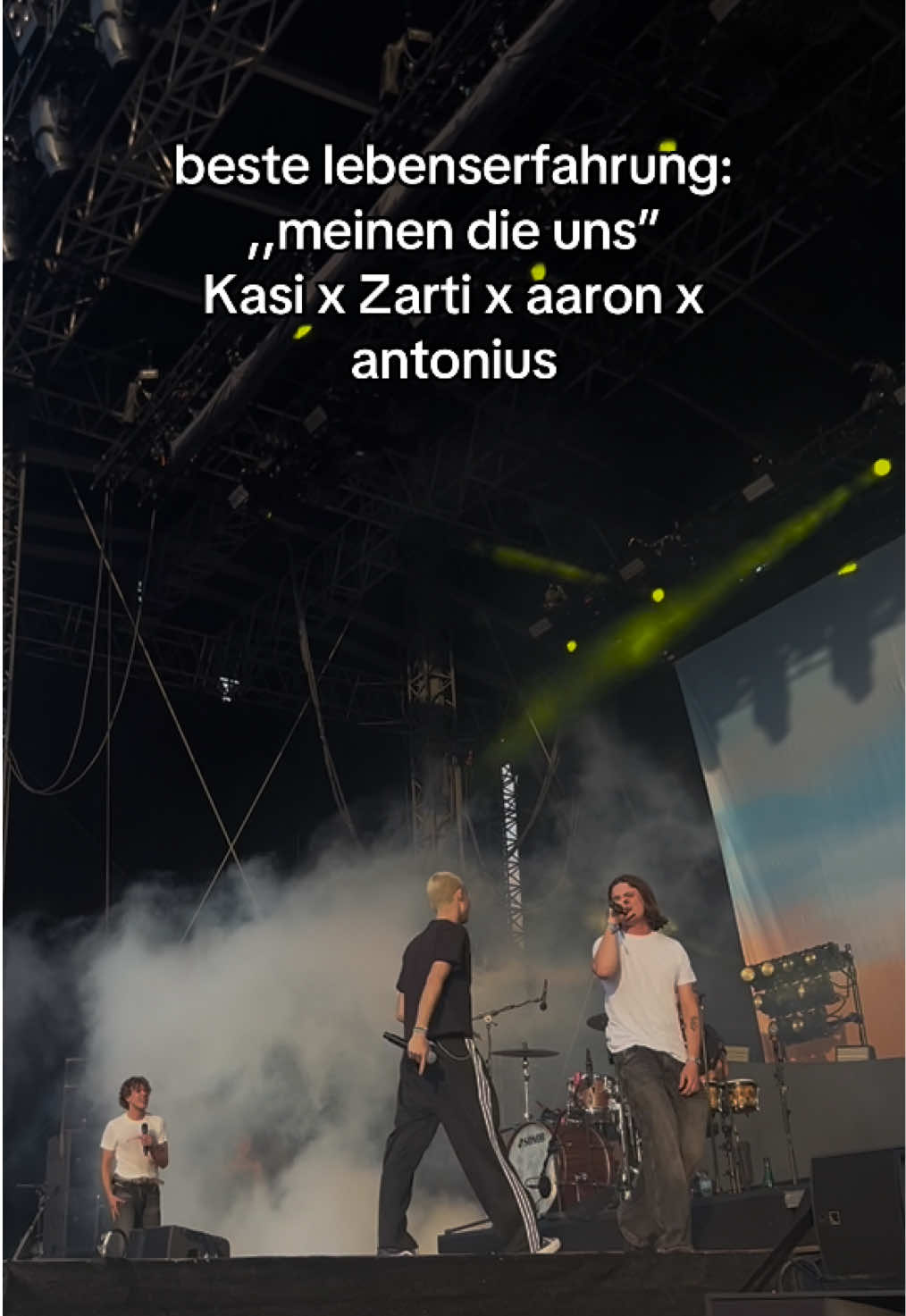 @Leni