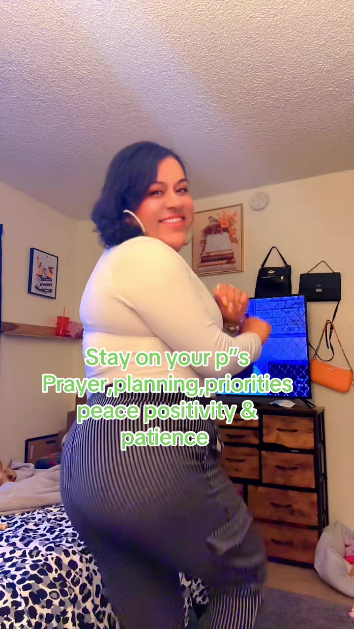 @angelica_11_11_11