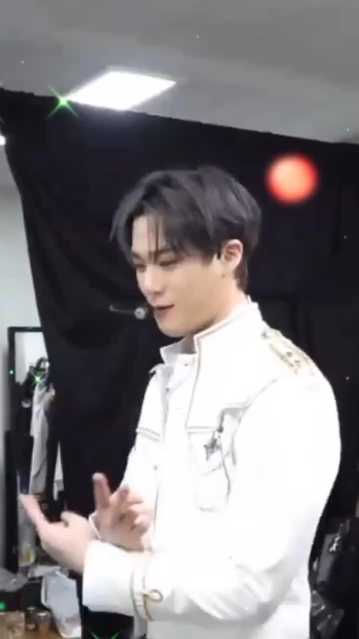 @MOONBIN a tu memoria 🕊️🤍✨