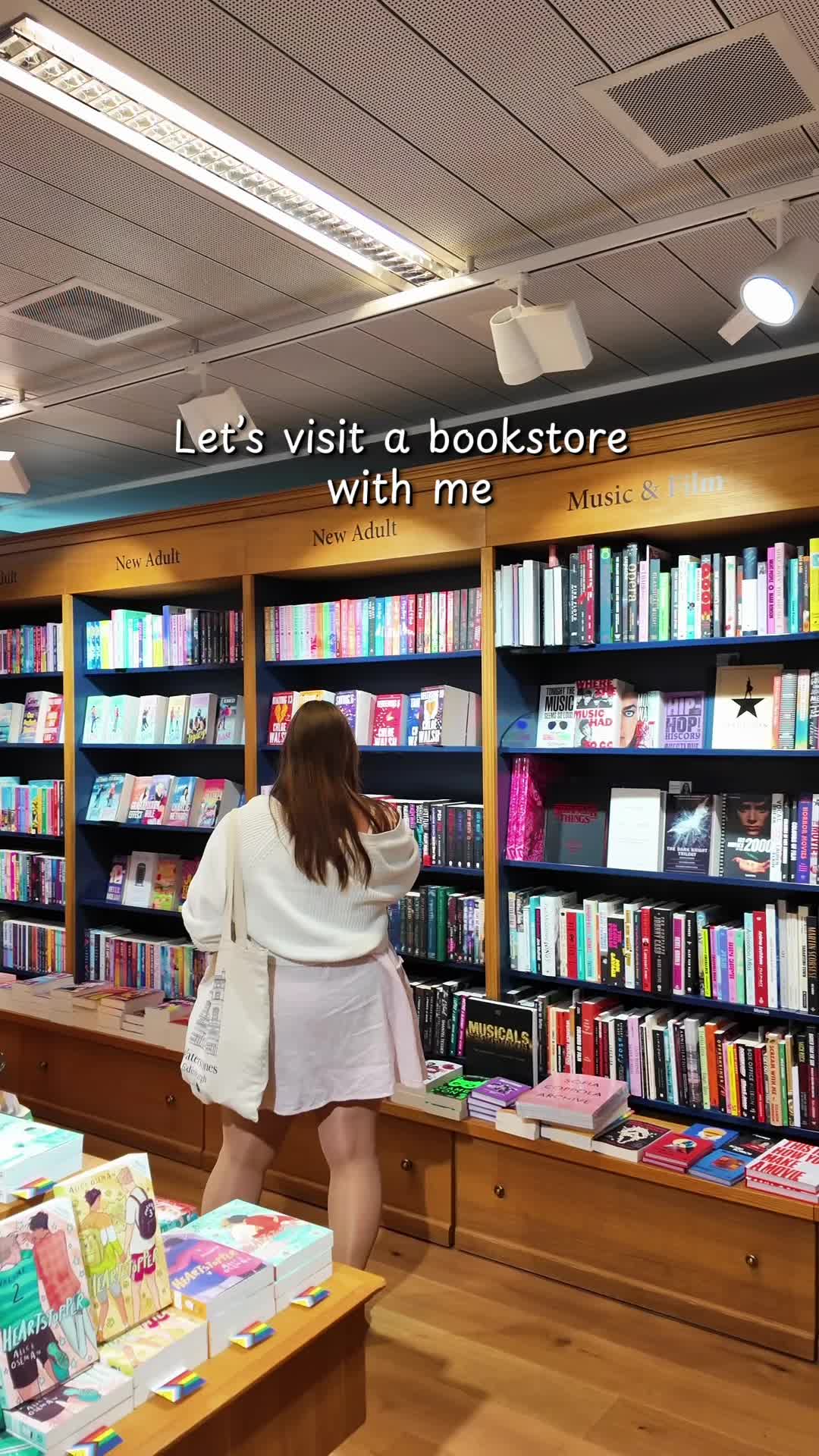 @Julia | Booktok 🤍📖