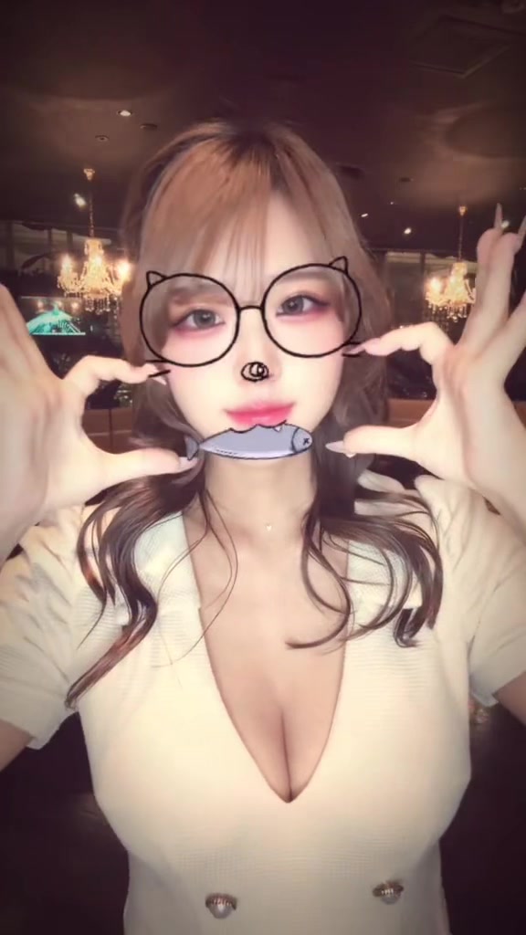 @なぎ