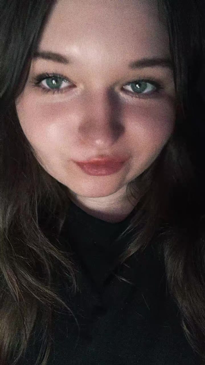 @👑Ivikivi🥝