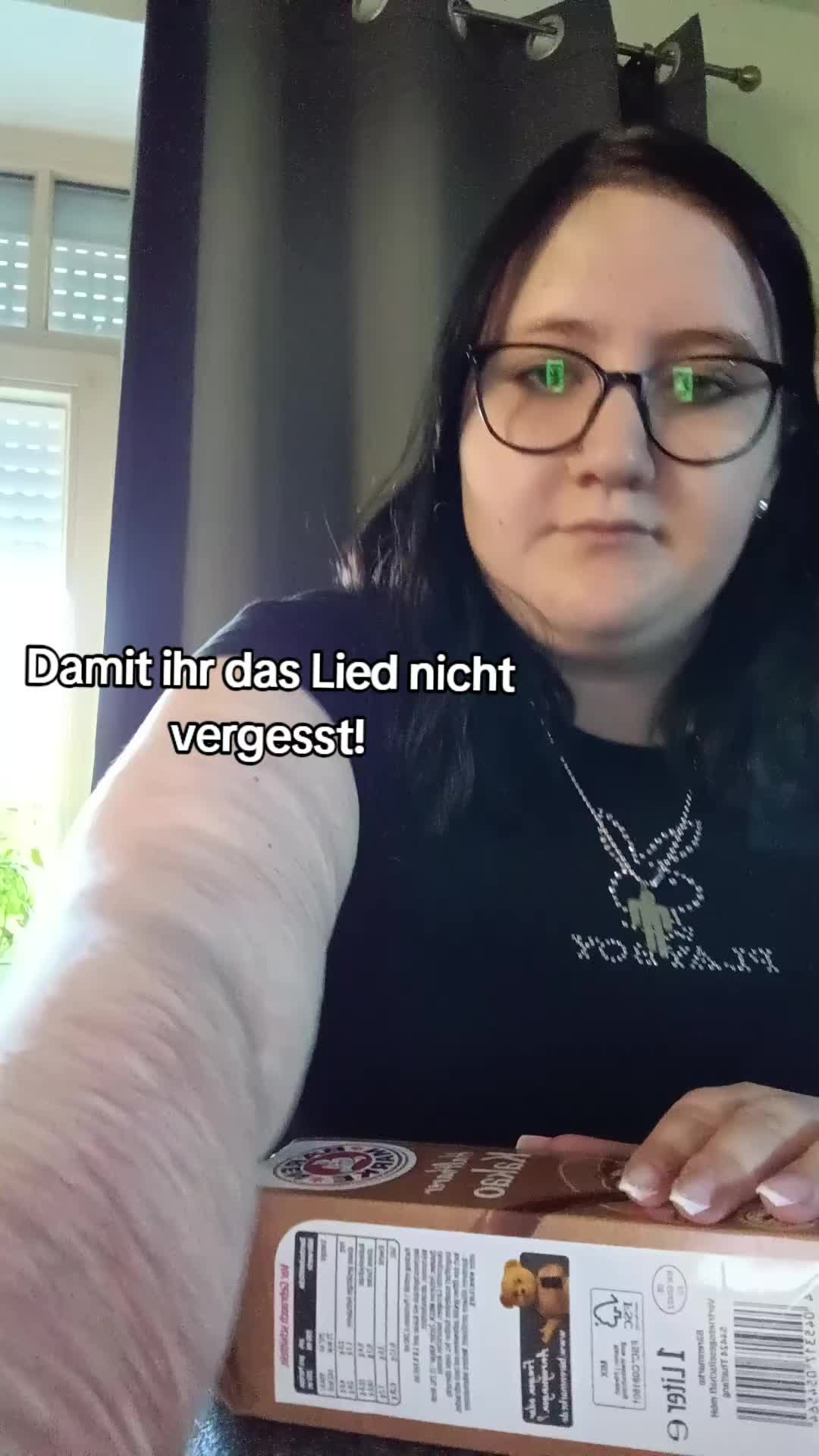 @Leonie