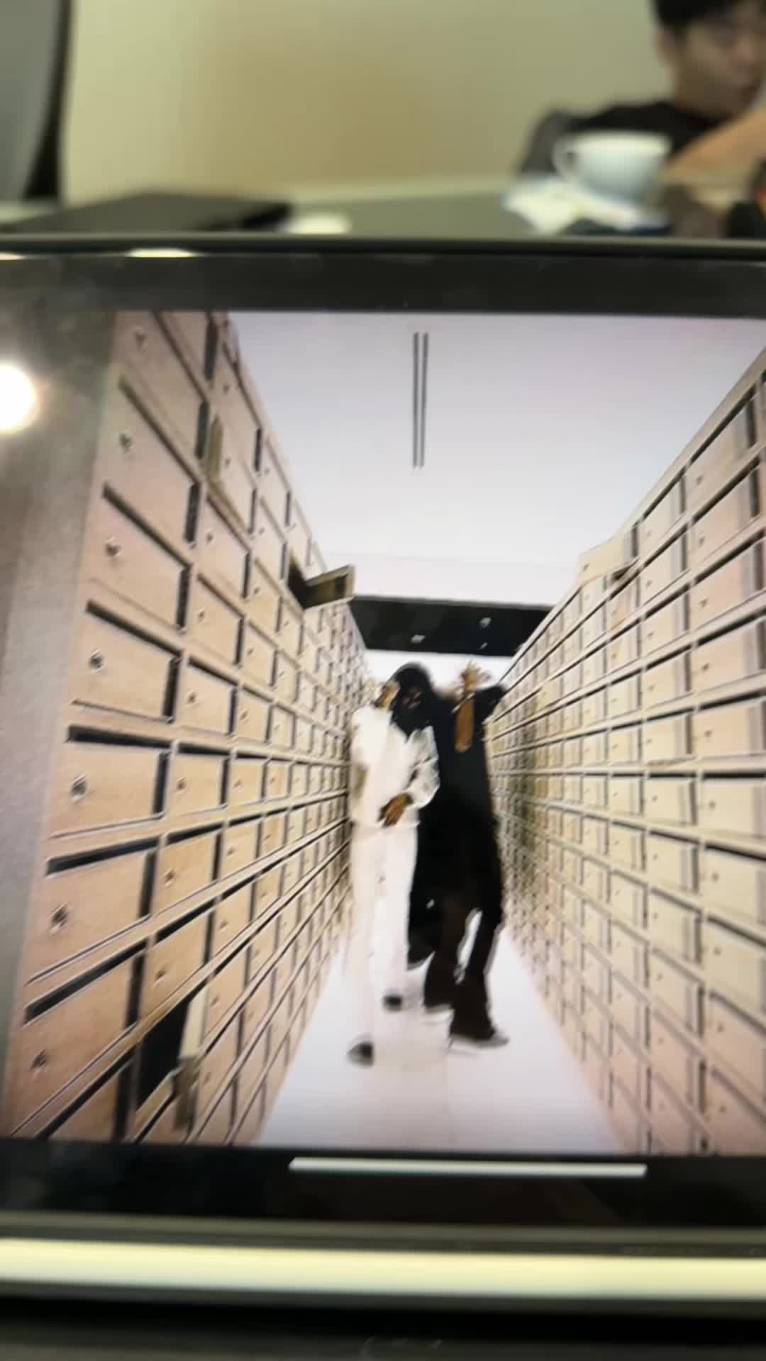 @weloveyoukeshskii
