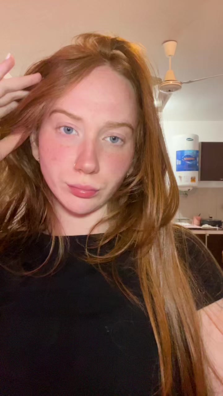 @Tayná