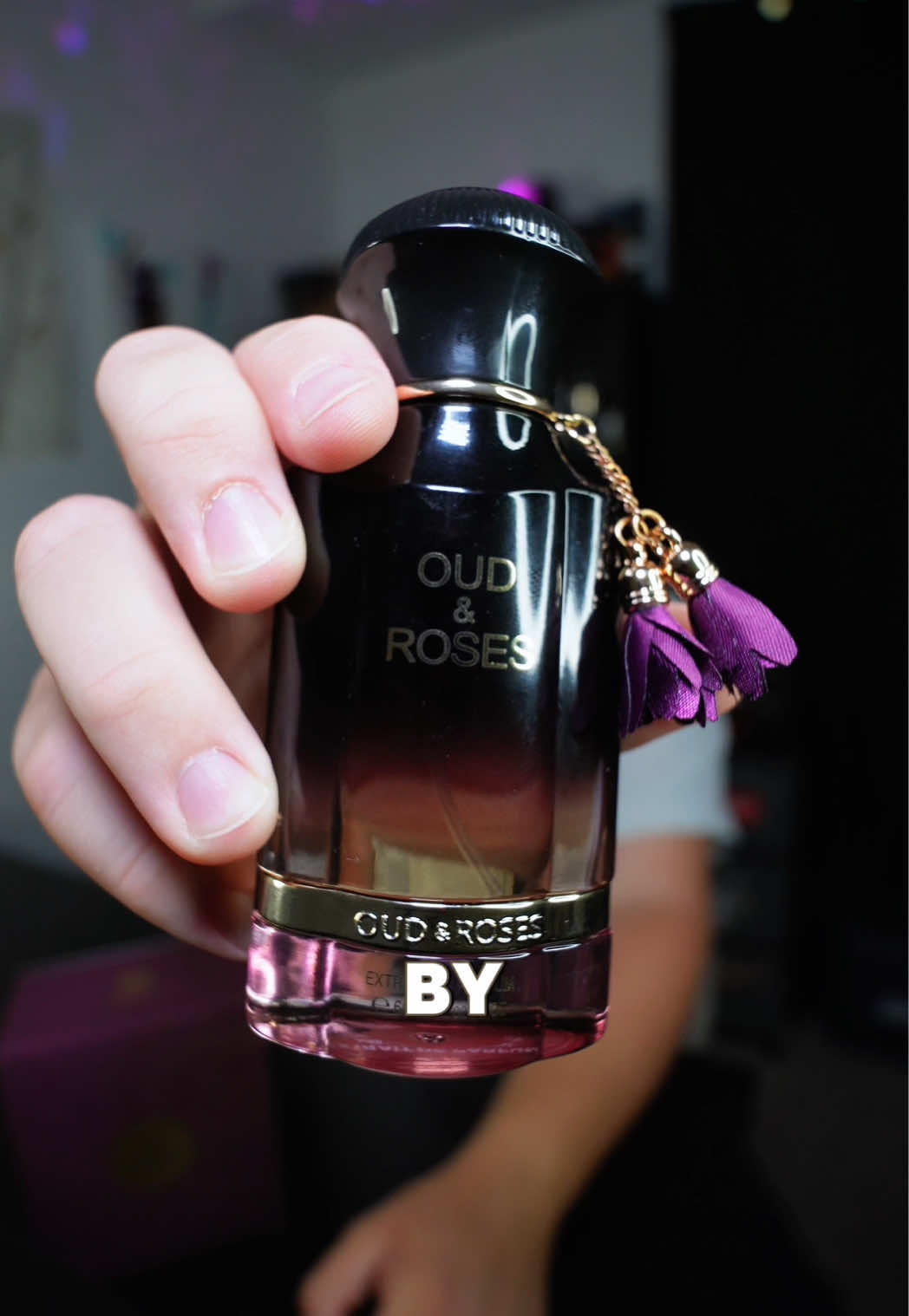 @ComedicScents