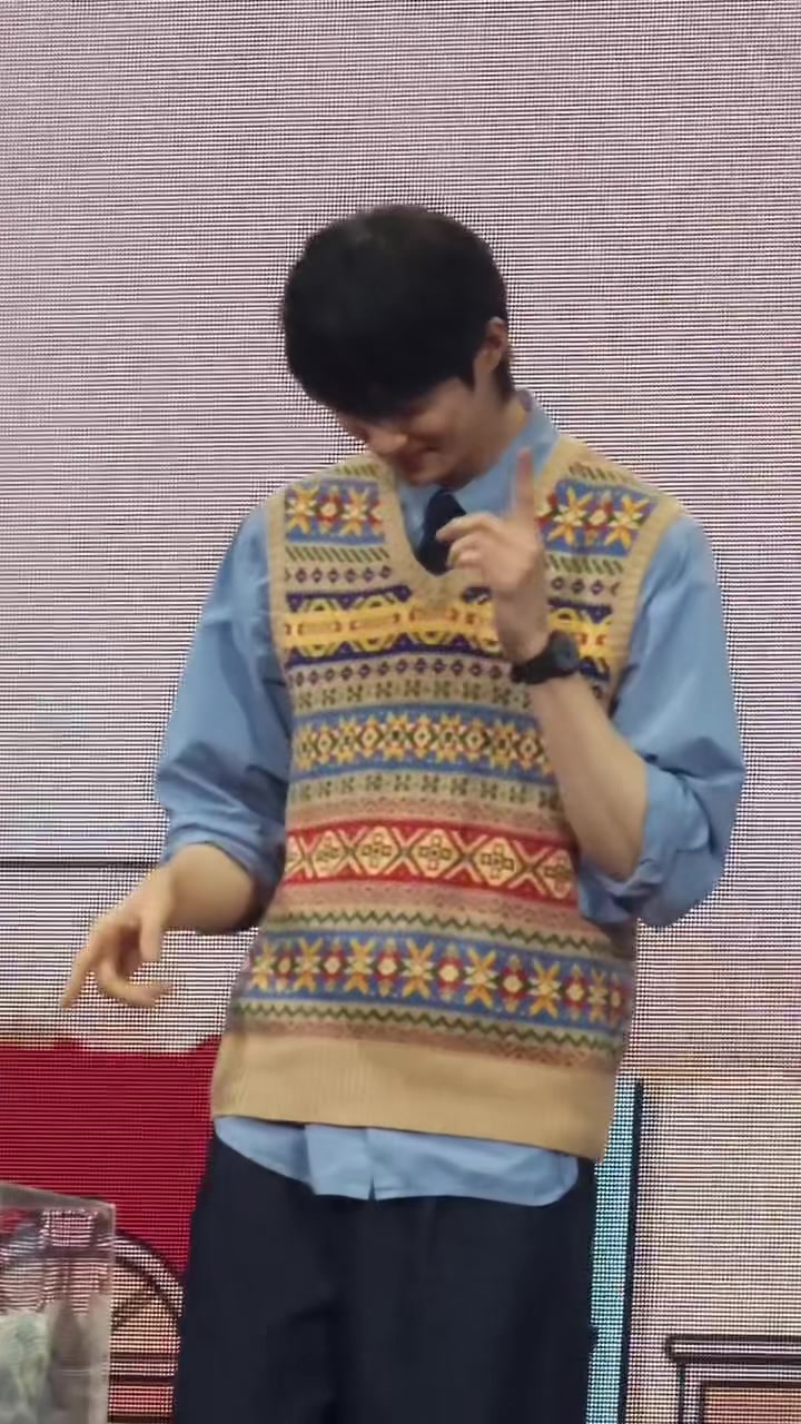 @wooseok