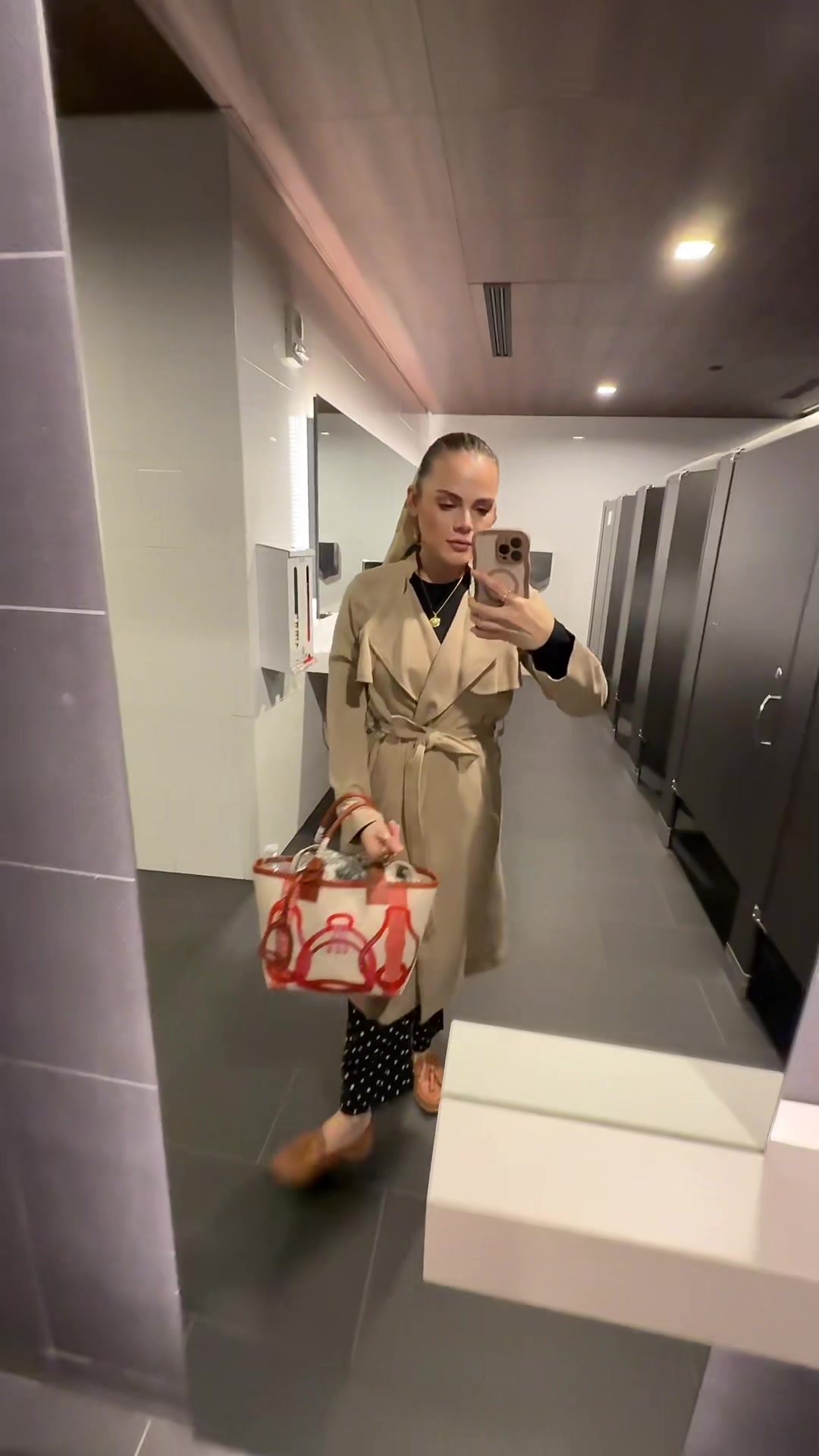 @Munnyhkkie