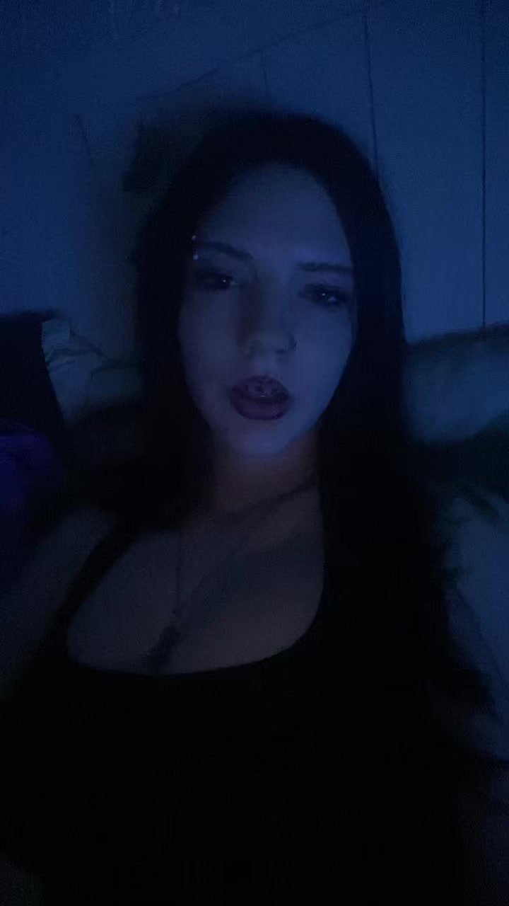 @🦄