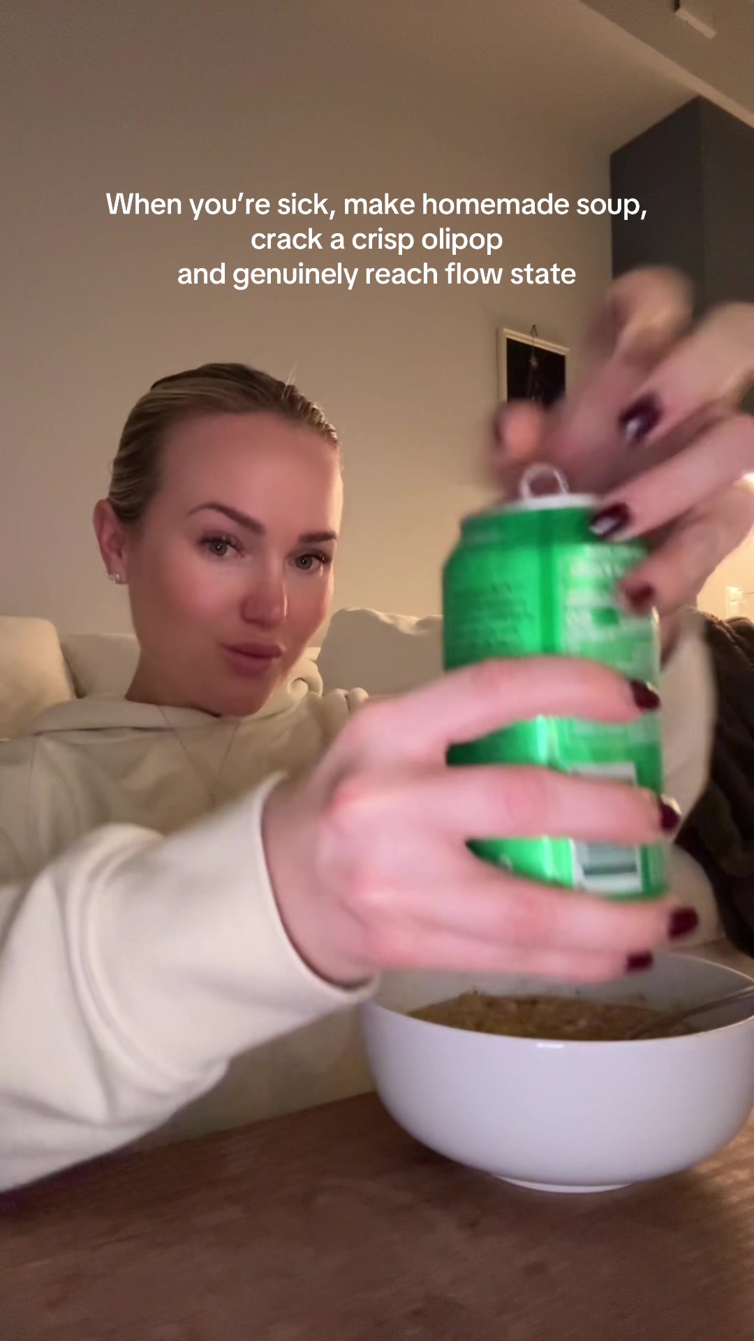 @mo
