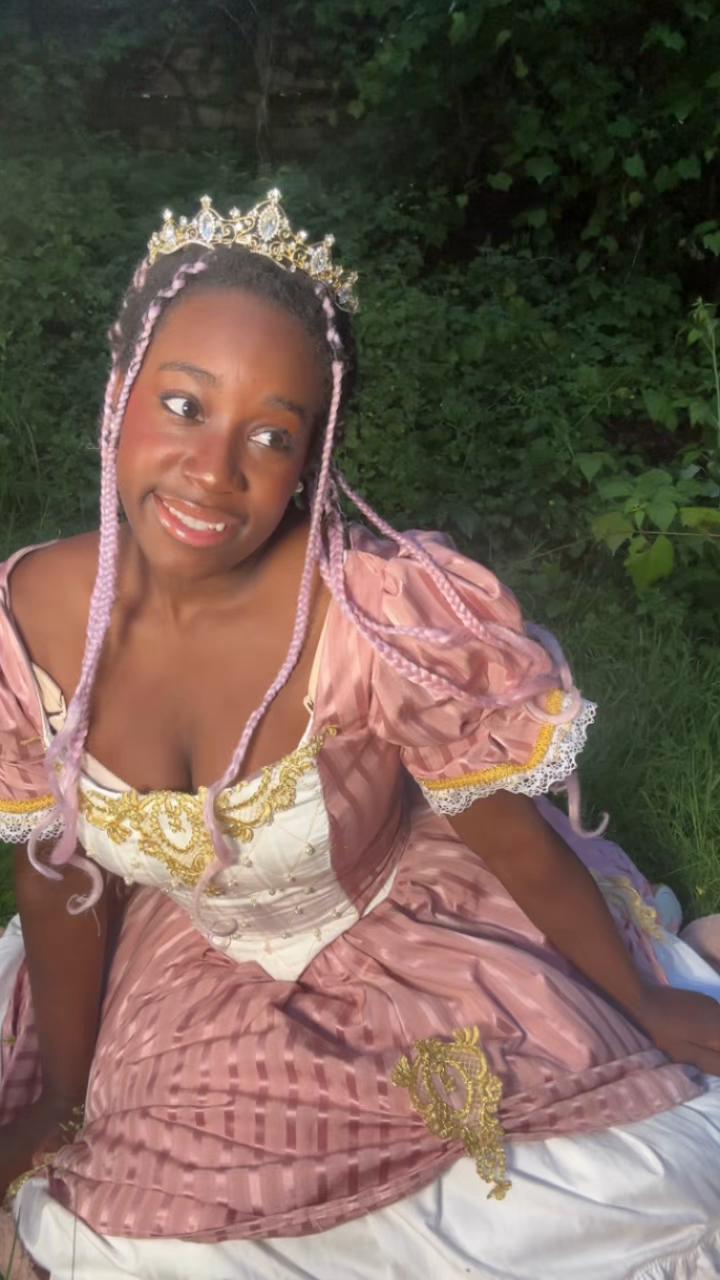 @Daphne Desdemona