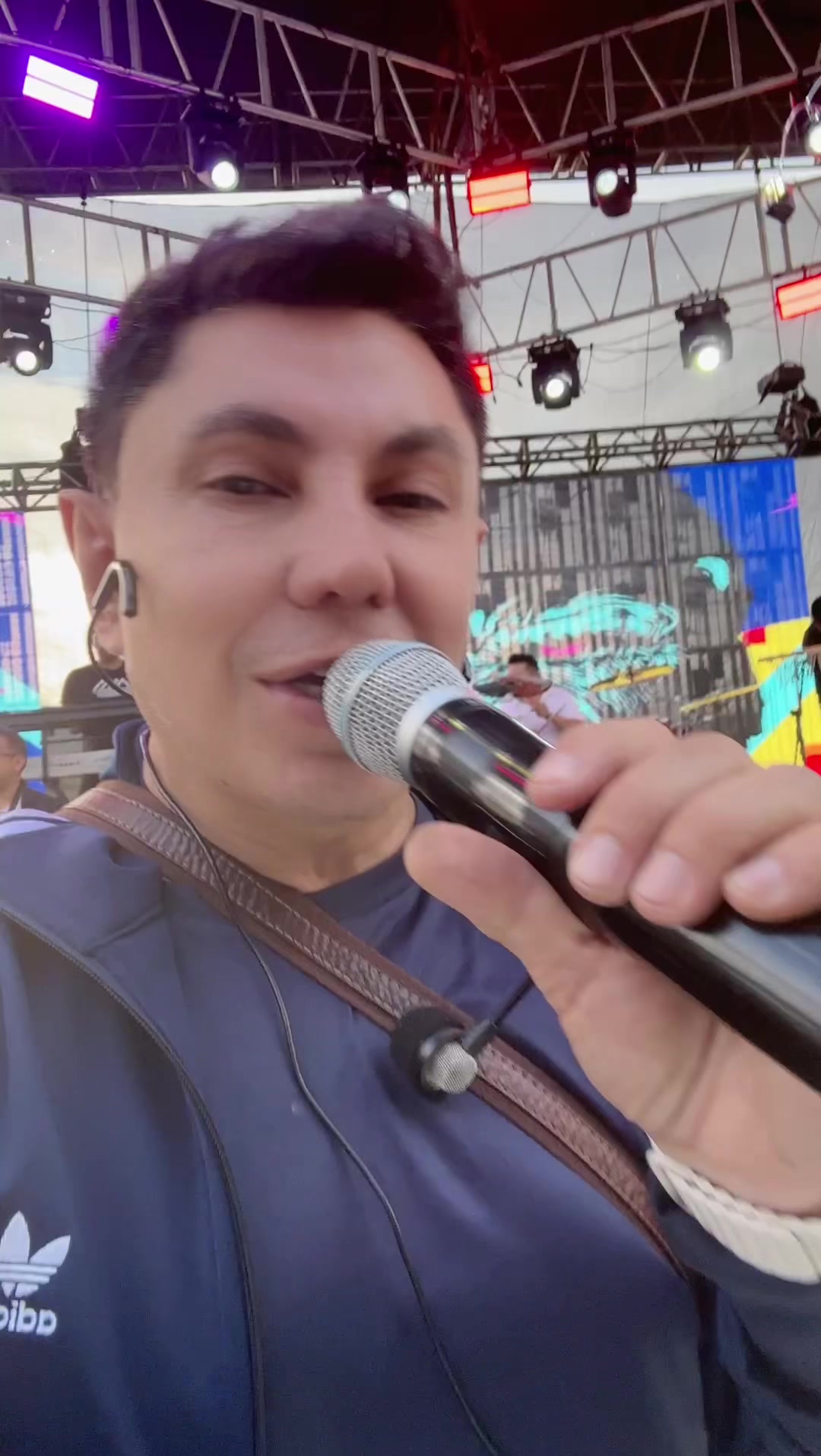 @Ernesto Solano Oficial