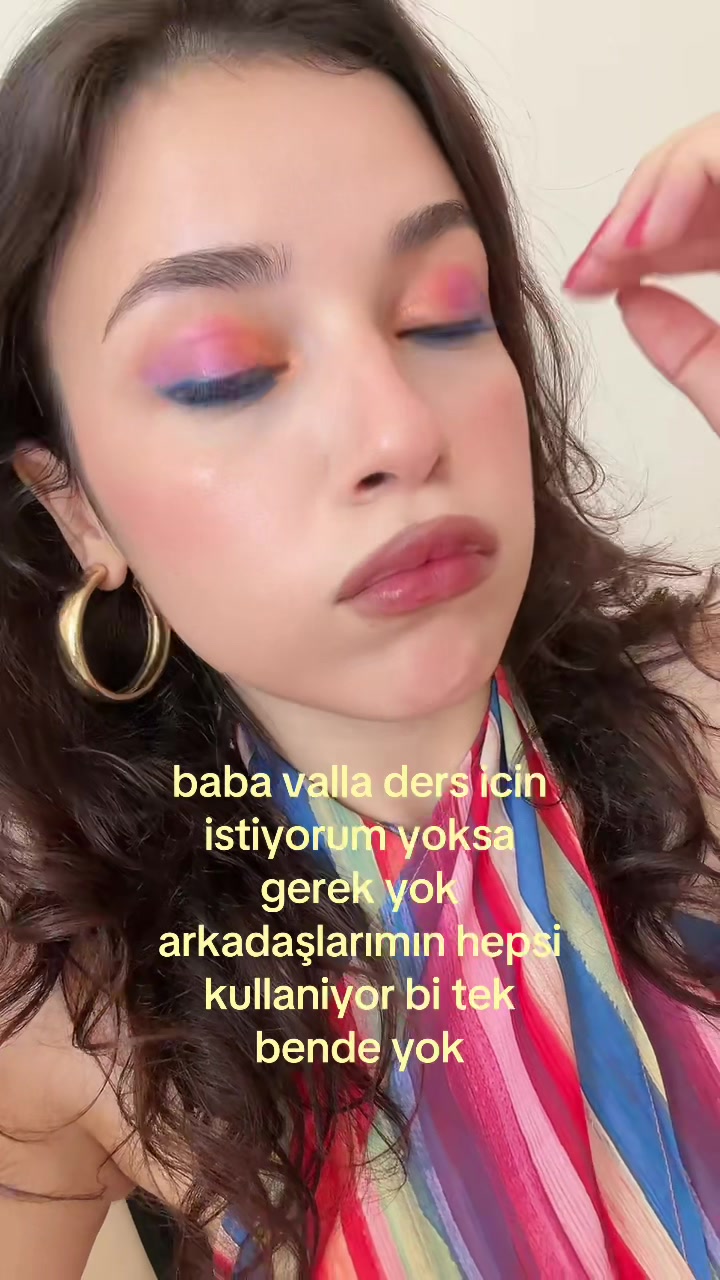 @ela ✩‧₊˚