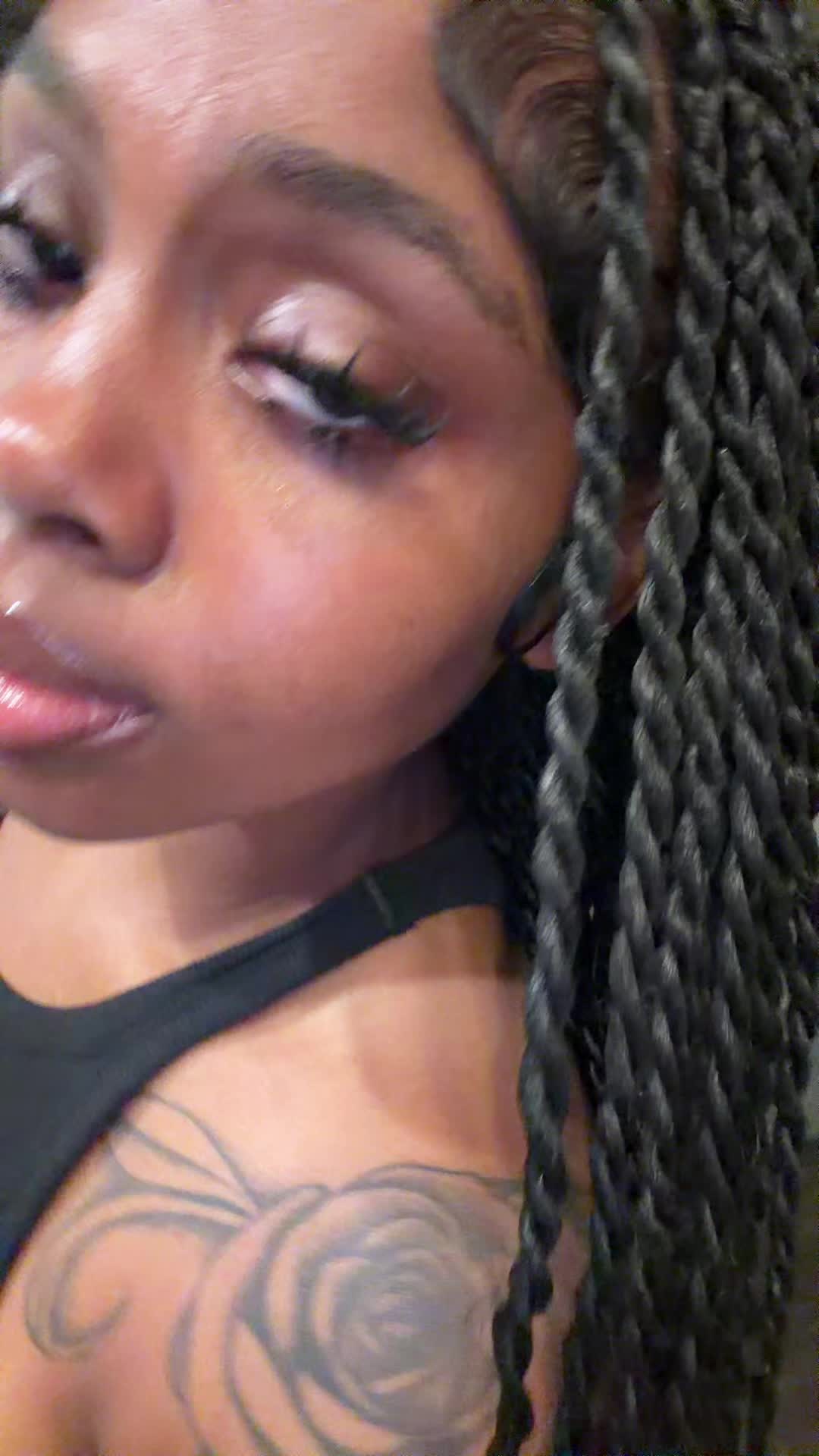 @armanidanae