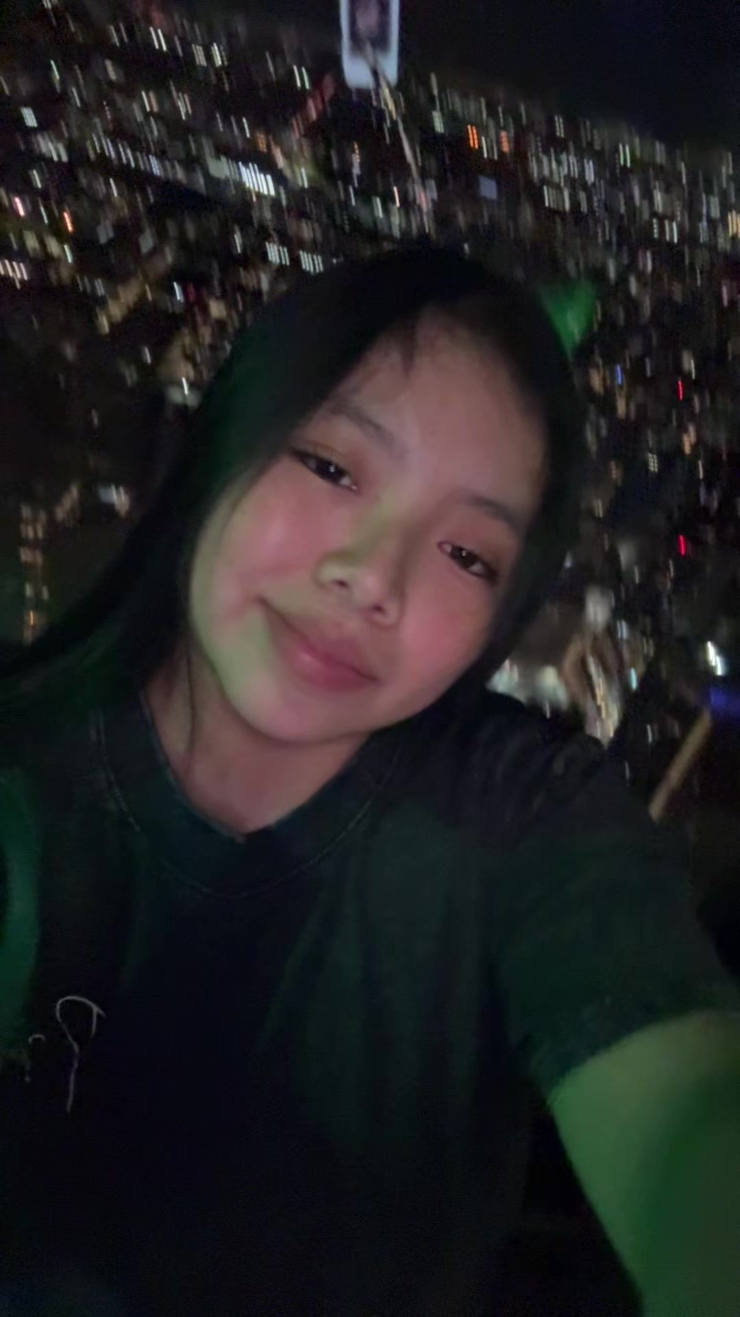 @Rosy Tzita 🥑👽