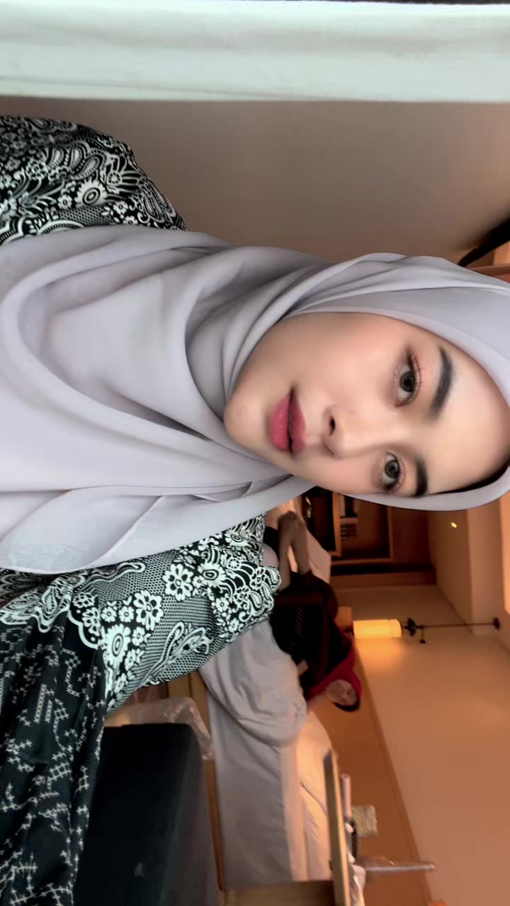 @nisyaahr