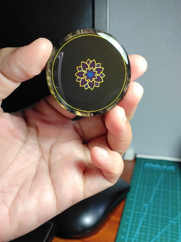 @Jhw Carrom Striker