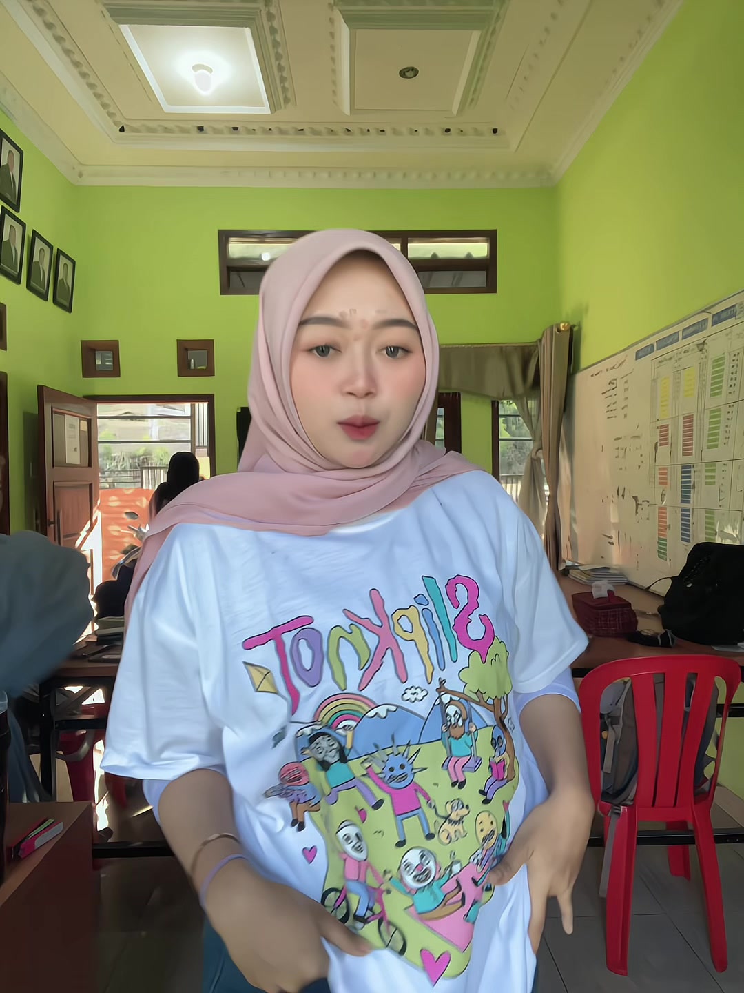 @Ariskaaaaa_