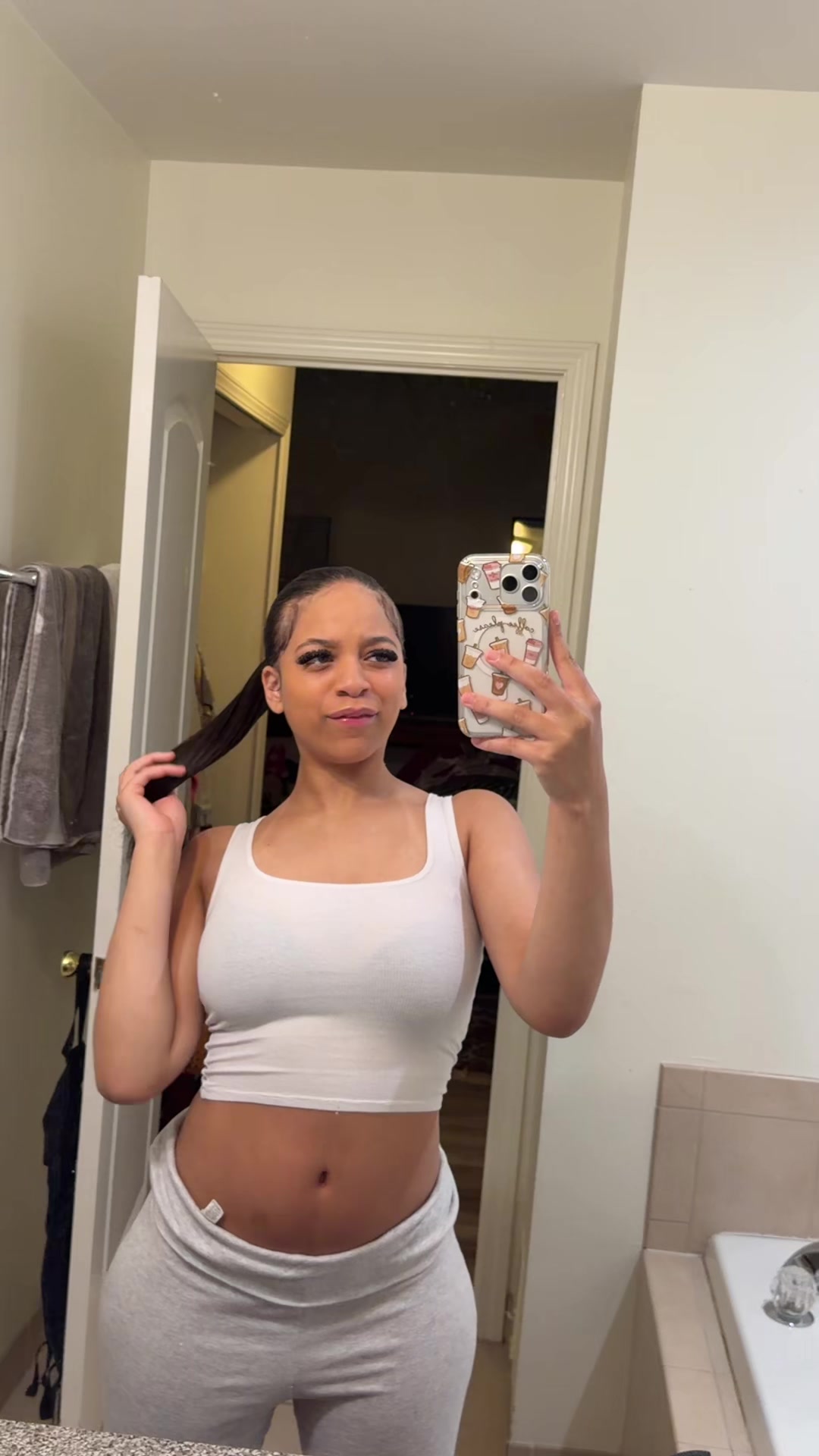 @jadeeee.